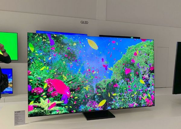 Téléviseur Samsung QE75Q800TAU QLED HDR (2020)